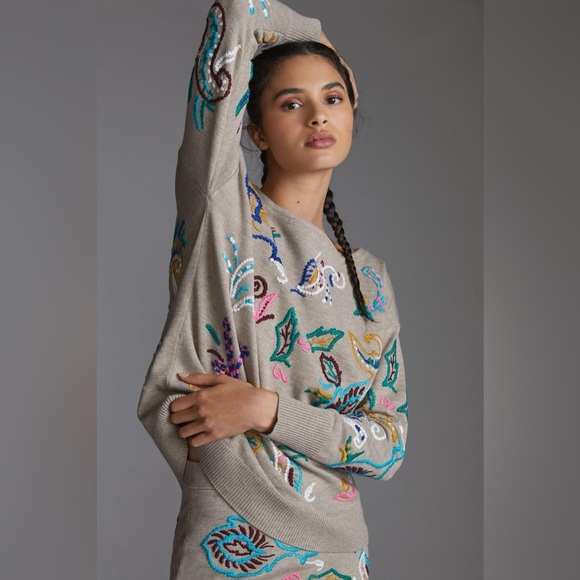 Anthropologie Sweaters - Anthropologie Embroidered Pullover Sweater in Neutral Motif